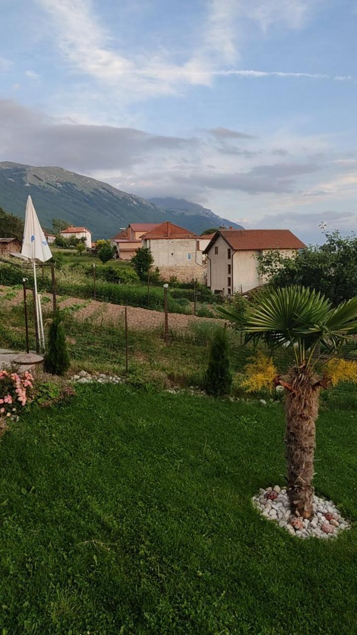 Guest House Stevovski Elshani Εξωτερικό φωτογραφία